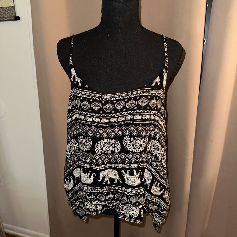 Summer top, elephant, beach